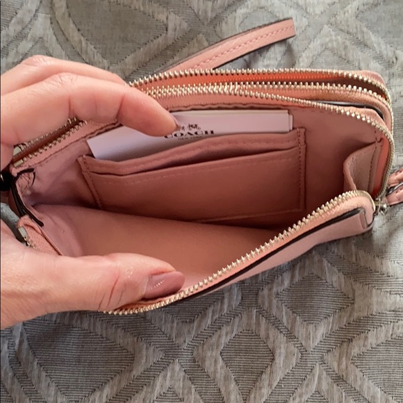 Coach Wristlet - Picture 6 of 7